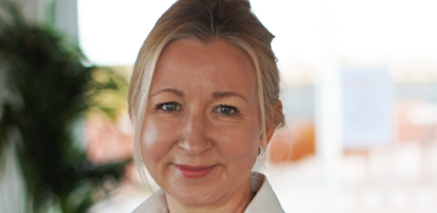Photo of Lindsay Hooper